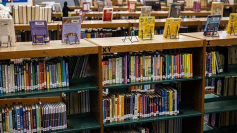 Texas House advances bill that aims to keep sexually explicit materials out of school libraries
